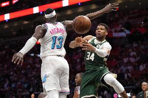 鹿记：热火的筹码非常坦诚&公道 但如果雄鹿想要早就拿字母哥换了